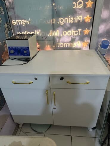 şfonerlər: Yeni, Düz dolab — 2