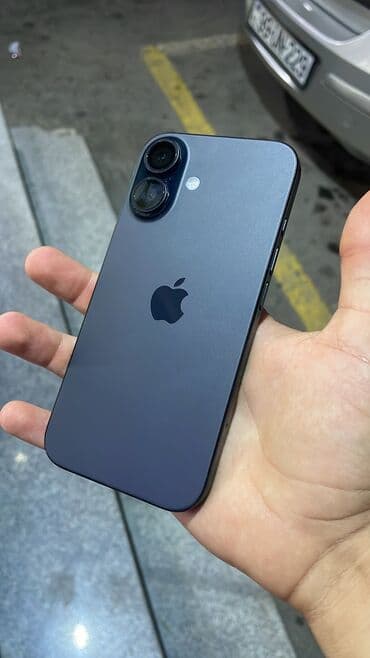 Apple iPhone: IPhone 16, 128 GB, Black Titanium, Simsiz şarj, Face ID