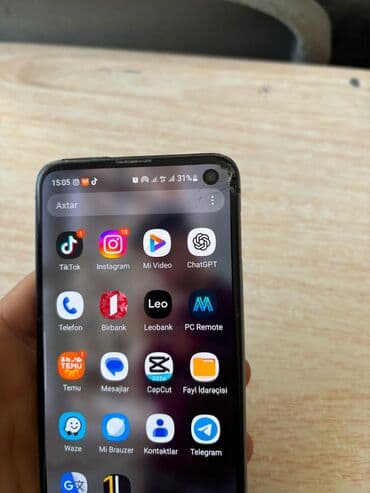 разбитый телефон fly: Samsung Galaxy S10e, rəng - Yaşıl, Qırıq — 6