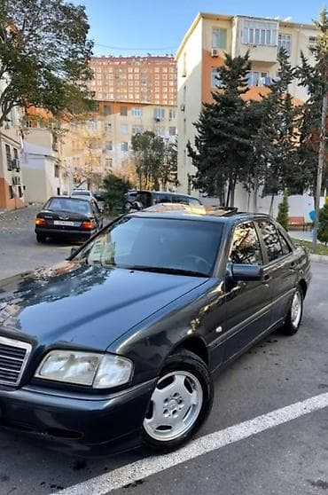 Mercedes-Benz C-Class: 2 l | 1998 il Sedan