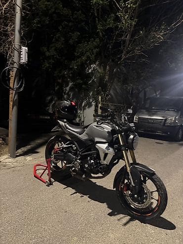 matasklet: Naked/neo-retro üslublu şəhər motosikleti - Rəng: boz (mat effektli — 1