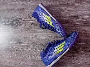 Butslar Adidas, Ölçü: 42, Yeni — 1