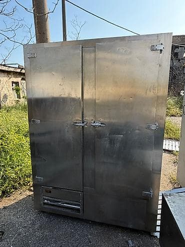 Ət sotuducusu satilir 1300 azn Unvan Keşlə Təmiz nerjdi . Tam
