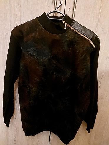 Corab və alt paltarı: Qara sweatshirt – dekorativ fermuarlı model - Rəng: tünd qara — 2