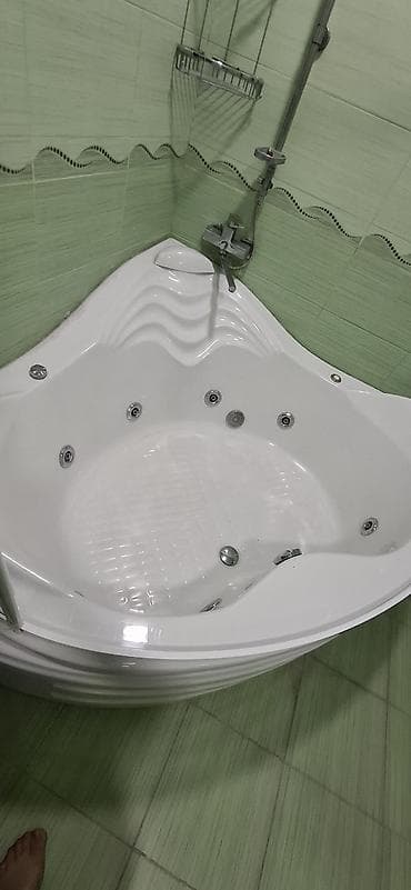 padvisnoy hamam: Cox az islenib. matoru islek veziyyetdedir. temirle elaqedar tecili — 1