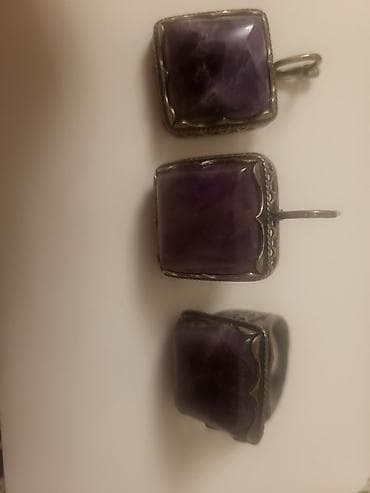 Женская обувь: Bənövşəyi təbii daşlı zərgərlik dəsti - Dəst tərkibi: 1 ədəd asma — 1