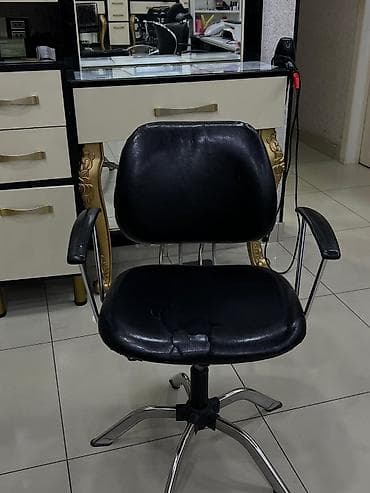 Gözəllik salonu üçün tam dəst iş yeri satılır. Dəstə şəkildə — 2