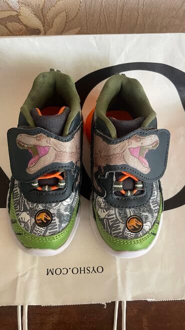 Детские кроссовки,размер 25 в хорошем состоянии,подошва светится lalafo.az -da Детские кроссовки,размер 25 в хорошем состоянии,подошва светится