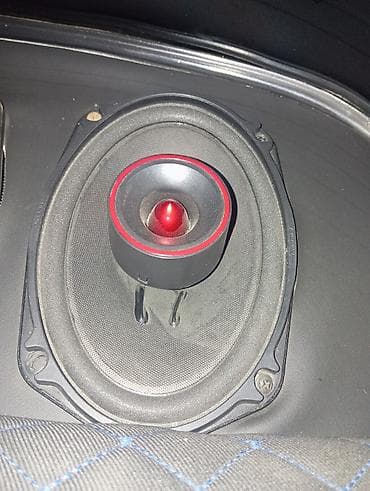 redmi 12 yaşıl: Salam təzədi 1 aydi almışam satıram.Catrilma edərik - Model: Pioneer — 1