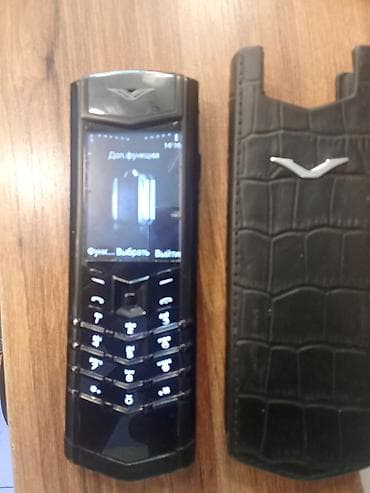 Vertu Signature Touch, 4 GB, rəng - Qara, Düyməli — 4