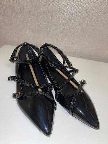 4xl nece razmerdi: Tuflilər, Ölçü: 40, rəng - Qara, Yeni — 2