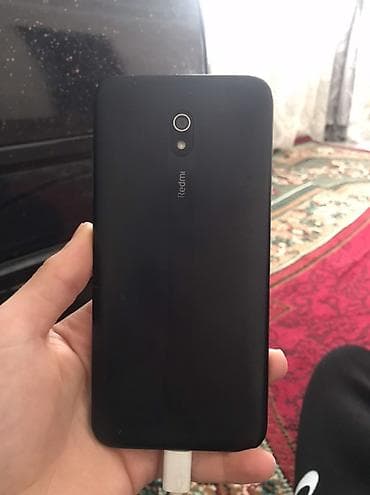 redmi telefonu: Redmi 8A, 32 GB, rəng - Qara, Qırıq — 1