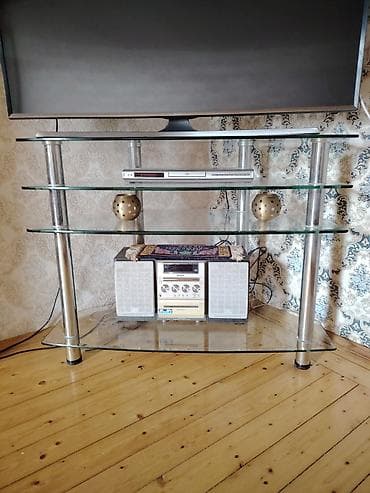 istikbal yataq: Künc Tv altlığı, Polkalı, Şüşəli — 1