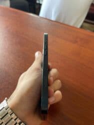 iphone 13 2 ci el: IPhone 13, 128 GB, Midnight, Zəmanət, Simsiz şarj, Face ID — 4