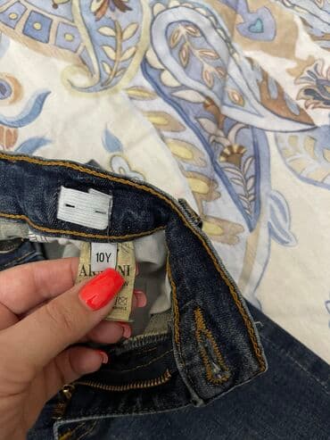 Верхняя одежда: Джинсы на мальчика 10 лет. Как новые. Одели пару раз — 8