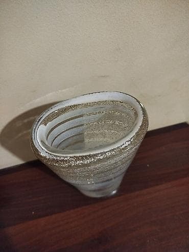 xrustal vaz: Bir vaza — 3