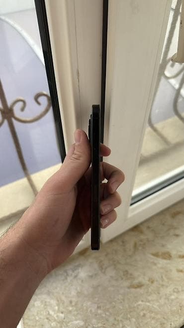 appl: IPhone 16 Pro, 256 GB, Blue Titanium, Zəmanət, Simsiz şarj, Face ID — 4