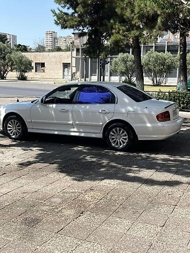 Hyundai Sonata sedan – ağ rəng, 4 qapı, ön və arxa duman faraları lalafo.az -da Hyundai Sonata sedan – ağ rəng, 4 qapı, ön və arxa duman faraları