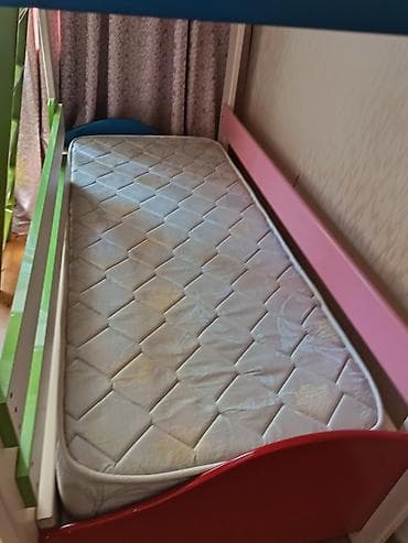 genc oglan otaqlari: Oğlan və qız üçün, İşlənmiş, Çarpayı, Matras ilə, Siyirməli, Taxta — 2