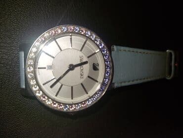 Очки: Orijinal svarovski qaşlarla hazırlanmış saat satılır. Dərisi biraz — 1
