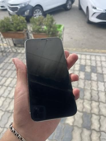 iphone telefon divar kagizlari: IPhone X, 64 GB, Gümüşü, Face ID — 8