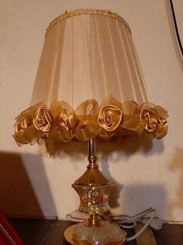 sebeke dekor: Klassik üslubda masa lampası. (2ədəd) - Rəng: qızılı/bej tonları - — 1