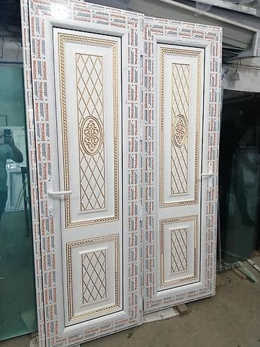 Plastik Naxışlı Hamam Qapıları 350 man Plastik aluminium qapı