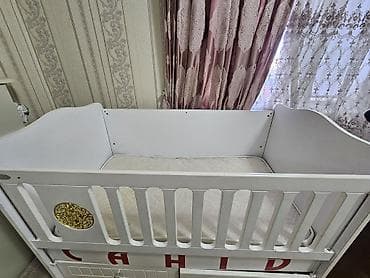 alibebe beşik: Oğlan üçün, Dördbucaq, Beşik, Dəstsiz, Matras ilə, Yellənmə mexanizmsiz — 2