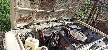 hyundai sonata nece masindir: Vaz-2106 (Jiguli) sedan – bej rəngli, klassik kuzovlu model. Texniki — 2