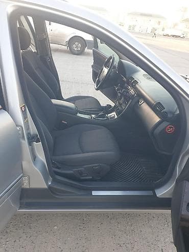 masin bazari az: Mercedes-Benz C-Class sedan - Korpus: sedan, gümüşü rəng - Kuzov — 8
