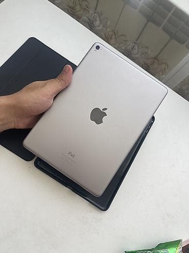 İpad Pro 32 gb 9.7 Barmaq izi işlek Stereo dinamikler Butun programıar lalafo.az -da İpad Pro 32 gb 9.7 Barmaq izi işlek Stereo dinamikler Butun programıar