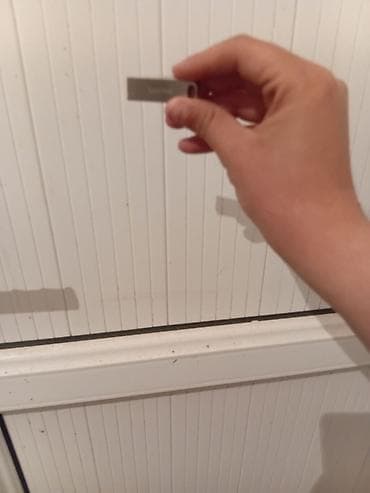 komputer dell: Flash kart Sandisk, 4 GB, USB 3.0, Yeni — 4