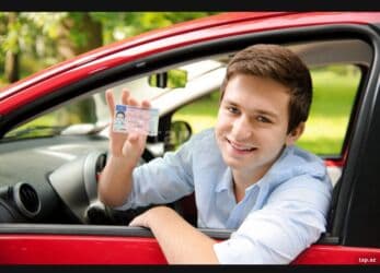 Сфера образования: Водитель такси требуется, Аренда автомобиля, Ежедневно оплата, 3-5 лет опыта — 2