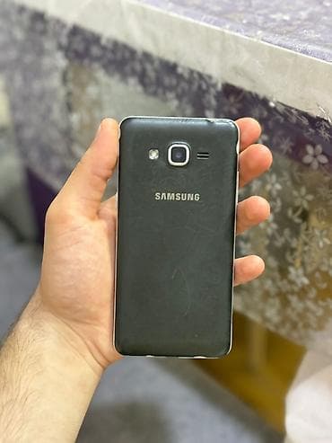 philips xenium 9@9h: Samsung J210, 8 GB, rəng - Qara, Sensor — 4