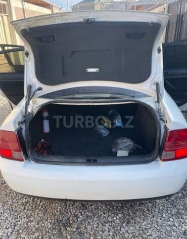 Yağlar və avtokimyəvi maddələr: Volkswagen Passat: 1.8 l | 1997 il Sedan — 9