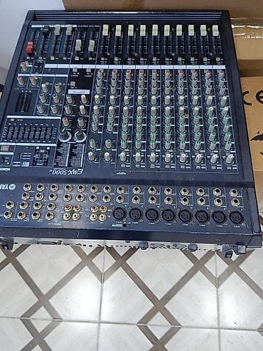 velosiped maşa: Yamaha EMX5000-12 gücləndiricili mikser - 12 mono mikrofon/giriş — 3