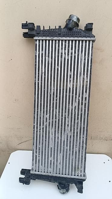 Cruz 1.4 üçün interkuler (hava soyuducu radiatoru). Alüminium