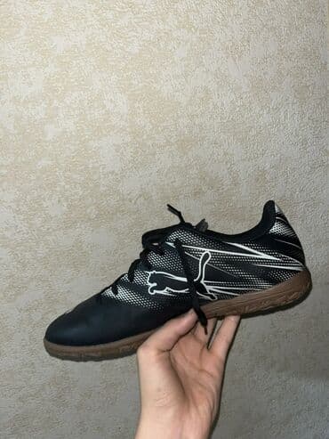 мужские кроссовки в баку: Puma futzal ayaqqabısı - Rəng: qara, ağ loqo və naxışlarla - — 2