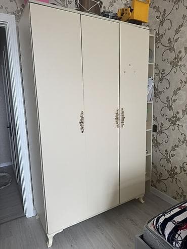 masa ve stullar: 3 qapılı, Bej, Digər material, Açılan, Düz dolab — 1