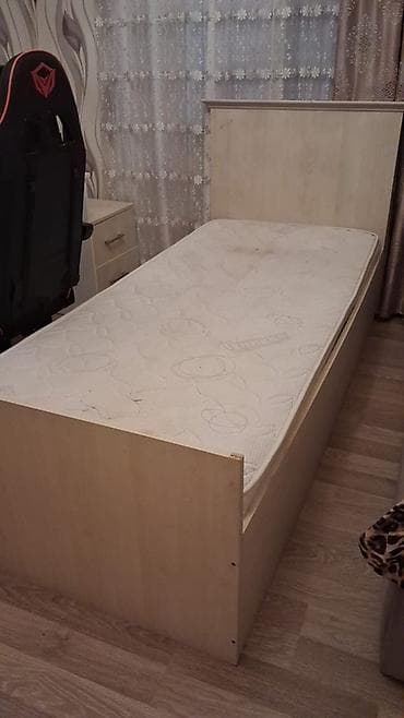 ortopedik: İşlənmiş, Təknəfərlik çarpayı, Matras ilə, Siyirməsiz — 1