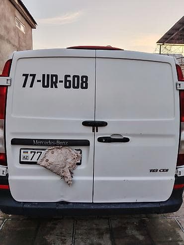 mersedes kapot: Mercedes-Benz Vito: 2.2 l | 2011 il Mikroavtobus — 3
