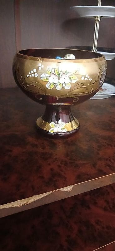 madonna servis: Kolleksiya üçün dekorativ qab-qacaq və vazalar dəsti - Porcelan — 2