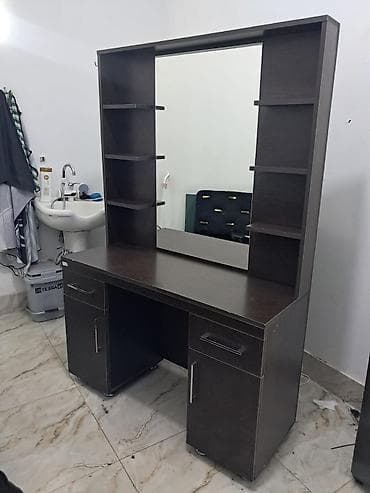 termo mebel: Salon üçün güzgülü iş masası - Material: tünd rəngli laminat/MDFlam - — 2