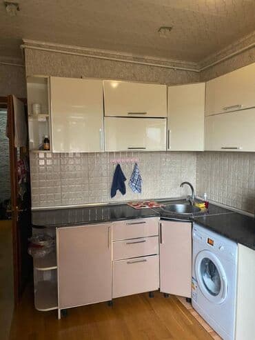 qurtuluş 93 kiraye evler tap az: Xətai rayonu,Köhnə Günəşli,Afrodita şadlıq sarayı ilə üzbəüz,9 — 3