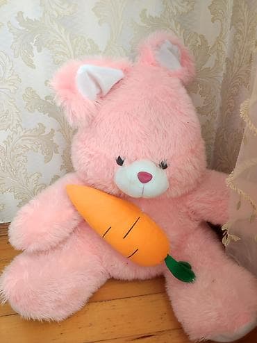 Uşaq geyimi və ayaqqabıları: Böyük ölçülü yumşaq oyuncaq dovşan 20 azn — 1