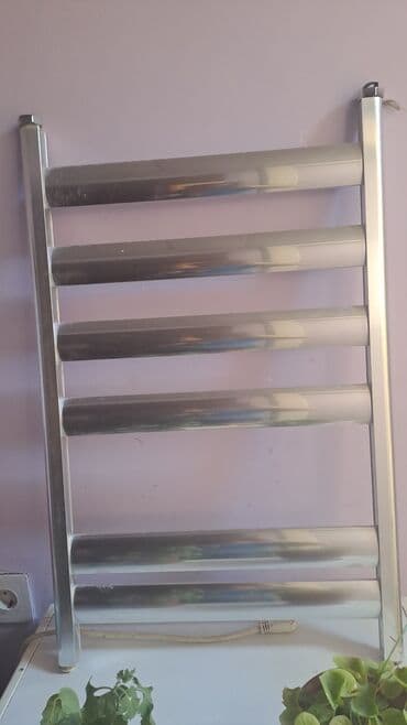 qab suşilka: Divara quraşdırılan dəsmal qızdırıcı, hamam otaqları və ya mətbəxlər — 1