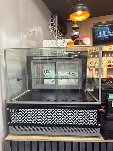 Şaquli soyuducu vitrin (şirniyyat/fast-food üçün) • Şüşə vitrin: 3 lalafo.az -da Şaquli soyuducu vitrin (şirniyyat/fast-food üçün) • Şüşə vitrin: 3