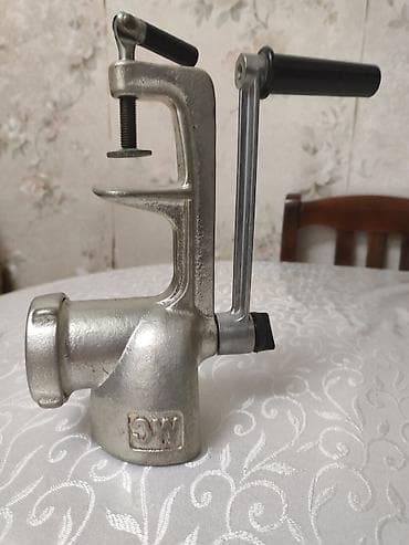 Mexaniki əl alətləri: Məhsul: İki məişət aləti seti Sovetden qalmahamisi yaxsi veziyetde — 1