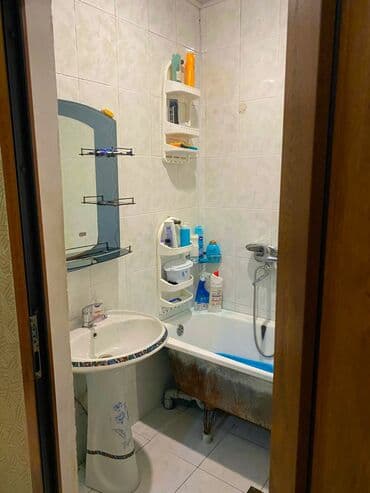 yeni güneşlide kiraye evler: Salam ev cox tecili ve uzunmuddetli verilir. 24/7 zeng edib elaqe — 7