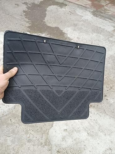 maşın ayaq altı: Avtomobil üçün ayaqaltı, Rezin — 3